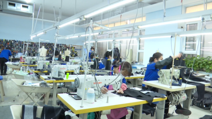 吉林省九阳药业与朗派制衣有序推进复工复产，助力地方经济复苏